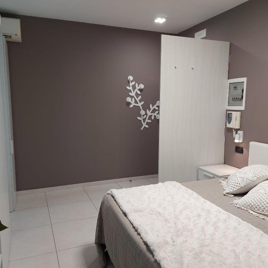 Suite48 บารี ภายนอก รูปภาพ